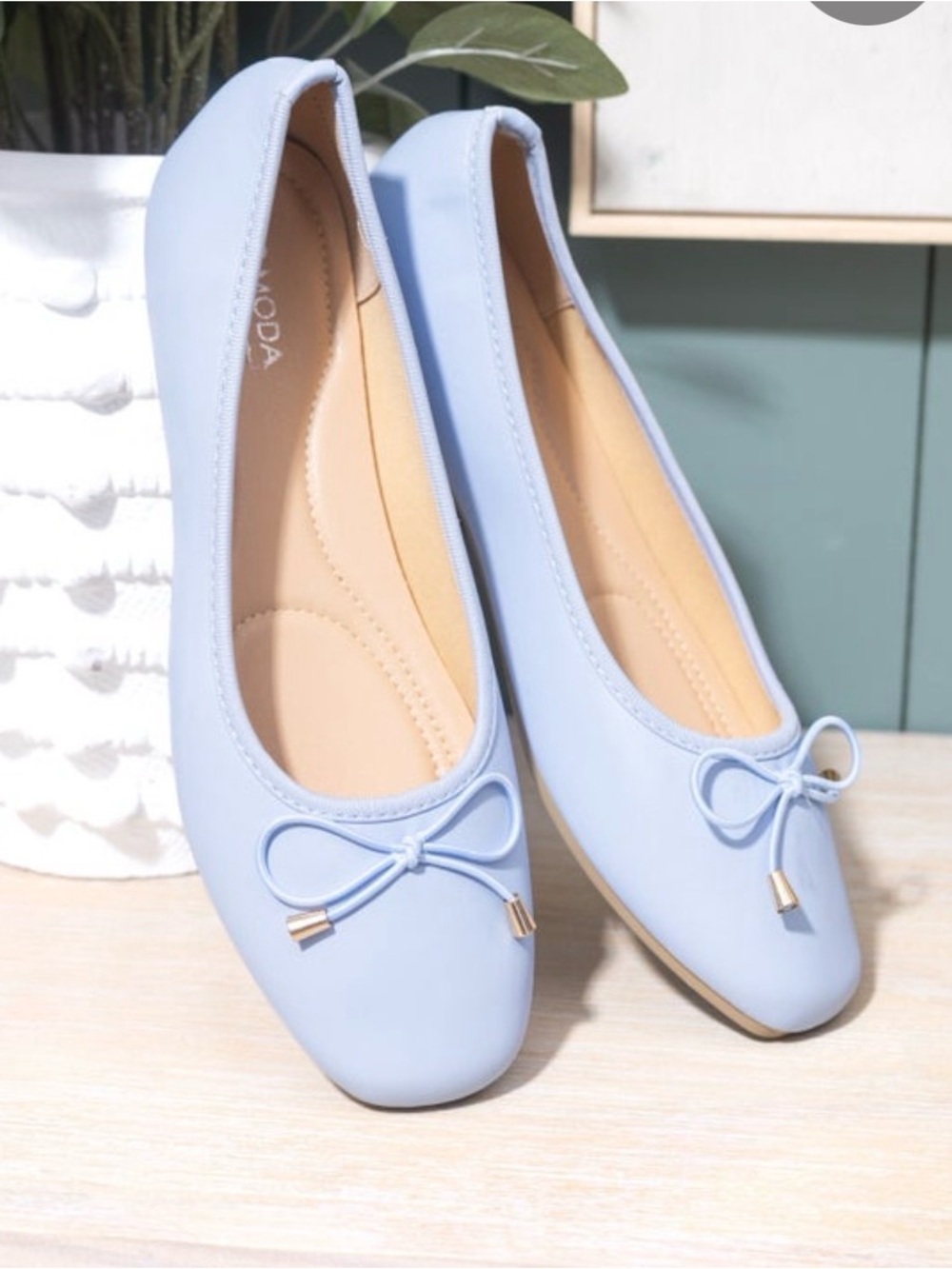 Moda Pastel Blue Ballet Flats with Bow Accent. 8.5